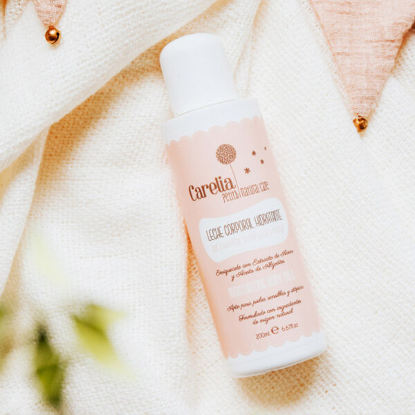 Carelia Hydraterende Body Milk 200 ml – Intens Voedende en Verzachtende Bodymilk